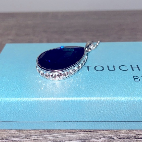 Touchstone Crystal Montana Drop Pendant Necklace - Picture 2 of 9